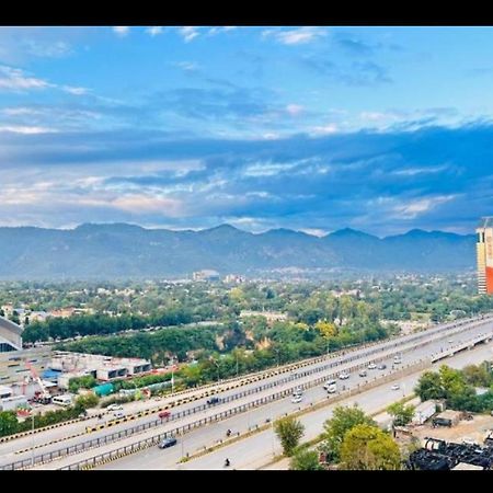 High Rise Presidential Suite In Elysium Opp Centaurus อิสลามาบัด ภายนอก รูปภาพ